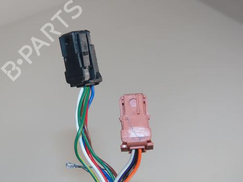 Retrovisor derecho PEUGEOT 3008 I MPV (0U_) 1.6 HDi (112 hp) 31277316