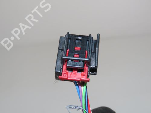 Used Left mirror VW GOLF VI Convertible (517) 2.0 TDI (140 hp) 31372259