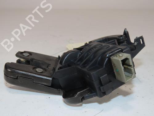 Used Tailgate lock VW PASSAT B6 (3C2) 1.9 TDI (105 hp) 31031135