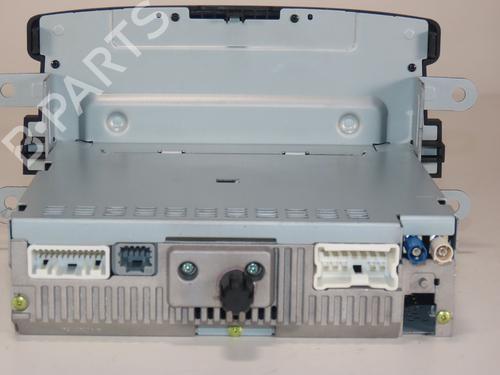 Używane Radio RENAULT CAPTUR I (J5_, H5_) 0.9 TCe 90 (90 hp) 30840701