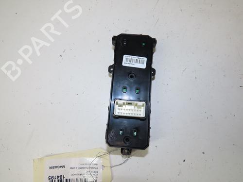 Left front window switch HYUNDAI TUCSON (TL, TLE) 1.6 CRDi | BP17100948I27 