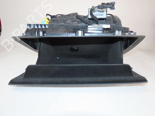 Used Glove box AUDI Q3 (8UB, 8UG) 2.0 TDI (140 hp) 29137130