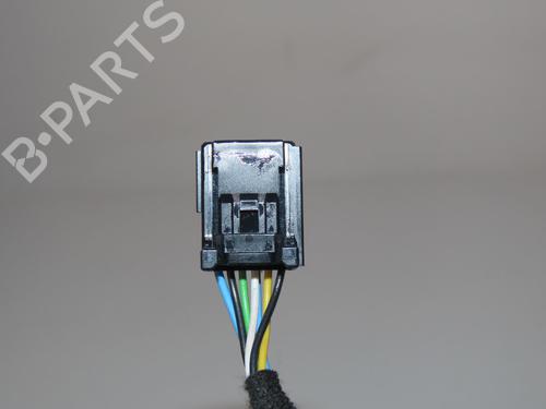 Used Right mirror Right mirror 37252950 37252950