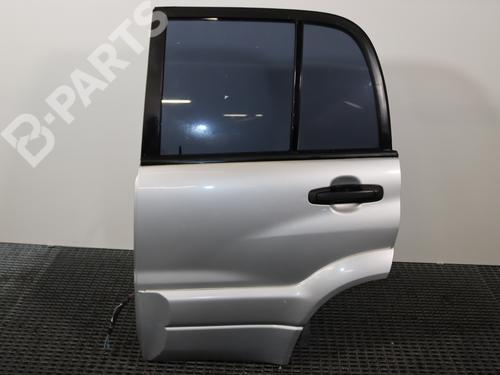 Porta trás esquerda SUZUKI GRAND VITARA I (FT, HT) 2.0 HDI 110 16V 4x4 (SQ 420D, TD83V) (109 hp) 6800452821