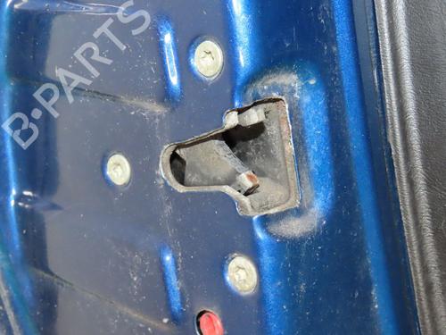 Używane Drzwi tylne lewe PEUGEOT 307 (3A/C) 1.6 HDi 110 (109 hp) 30868261