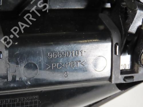 Poignée extérieure arrière gauche CHEVROLET SPARK (M300) 1.0 (68 hp) 31820675