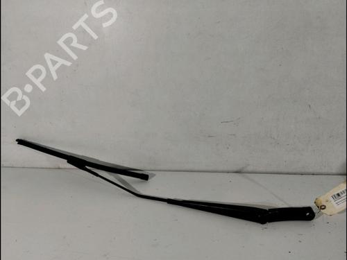 Used Front windshield wiper arm SKODA OCTAVIA III (5E3, NL3, NR3) 2.0 TSI RS (245 hp) 14901240