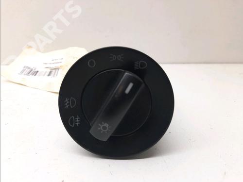 Used Headlight switch VW POLO (9N_, 9A_) 1.9 TDI (101 hp) 10045417