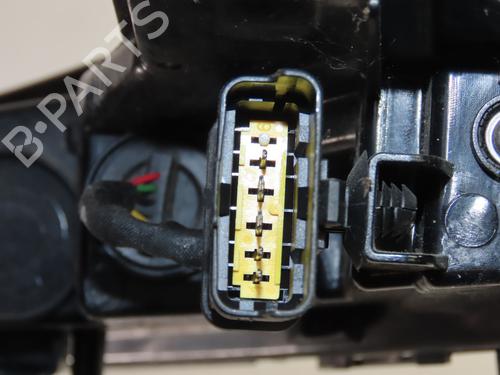 Højre positionslygte CITROËN C5 AIRCROSS (A_) 1.5 BlueHDi 130 (ACYHZJ, ACYHZR) (131 hp) 31284020