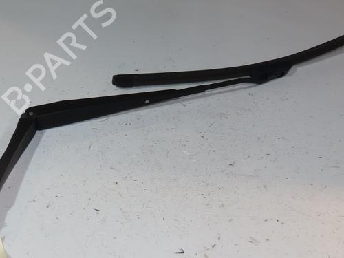 Used Front windshield wiper arm NISSAN MICRA IV (K13K, K13KK) 1.2 (80 hp) 29344807
