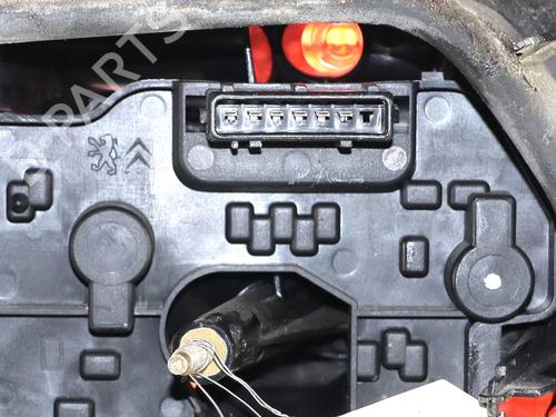 right-taillight-citroen-xsara-n1-1997-1998-1999-2000-2001-2002-2003-2004-2005-32200584 main image