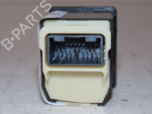 mirror-switch-toyota-yaris-_p13_-2010-2011-2012-2013-2014-2015-2016-2017-2018-2019-2020-26162546 main image