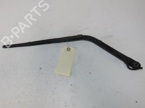 Bagrudeviskerarm Bagrudeviskerarm RENAULT TWINGO I (C06_) 1.2 (C063, C064) (55 hp) 39733343 39733343
