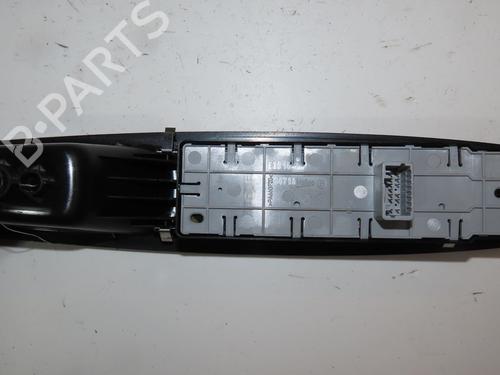 Interrupteur de vitre avant gauche RENAULT SCÉNIC III (JZ0/1_) 1.5 dCi (110 hp) 28121115