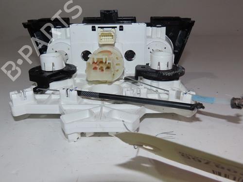 Used Climate control SUZUKI SWIFT V (AZ) 1.2 Hybrid (Mild Hybrid) (A2L412) (83 hp) 25300195