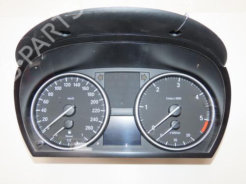 Used Instrument cluster BMW 3 Coupe (E92) 320 d (184 hp) 18205687