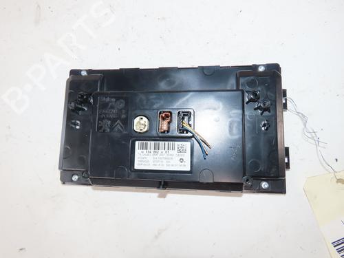 Used Display monitor Display monitor 38492112 38492112