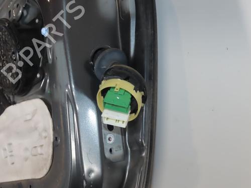 Used Left front door PEUGEOT 207 (WA_, WC_) 1.4 HDi (68 hp) 32038484