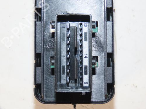 Left front window switch PEUGEOT 208 II (UB_, UP_, UW_, UJ_) 1.2 PureTech 100 | BP30955653I27