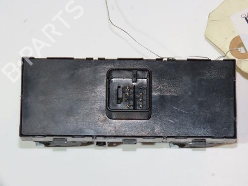 Left front window switch VW PASSAT CC B6 (357) 2.0 TDI | BP13112252I27 - Image 2