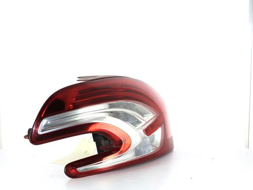 Farolim esquerdo Farolim esquerdo PEUGEOT 208 I (CA_, CC_) 1.6 HDi (92 hp) 34175617 34175617