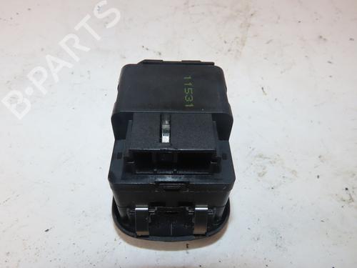 Used Left front window switch Left front window switch PEUGEOT 206 Hatchback (2A/C) 1.1 i (60 hp) 35747009 35747009