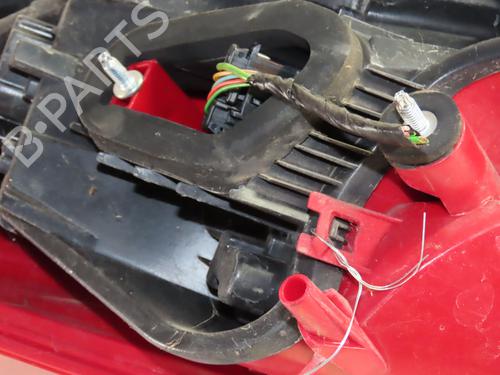 right-taillight-peugeot-308-i-4a_-4c_-2007-2008-2009-2010-2011-2012-2013-2014-2015-2016-32038544 main image