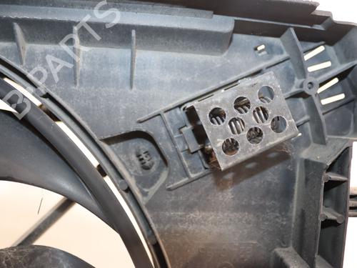Used Radiator fan Radiator fan 38055384 38055384
