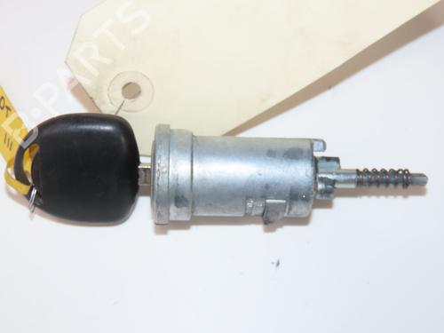 Used Ignition barrel OPEL CORSA C (X01) 1.0 (F08, F68) (60 hp) 27622103