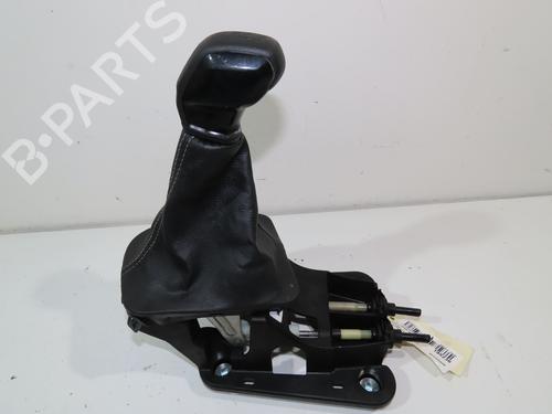 Used Gear lever CITROËN C3 III (SX) 1.2 PureTech 82 (83 hp) 16084393