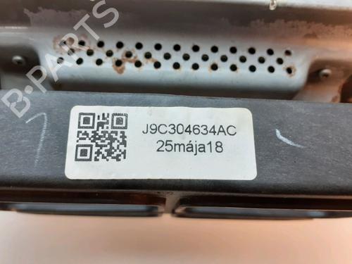 display-monitor-jaguar-e-pace-x540-20-d150-awd-c2d53785-2017-9023363 main image