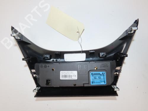 Used Climate control Climate control PEUGEOT 208 I (CA_, CC_) 1.2 PureTech 82 (82 hp) 36028735 36028735