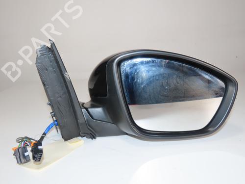 Used Right mirror OPEL CORSA F (P2JO) 1.2 (68) (75 hp) 30093204