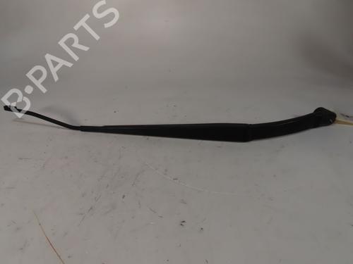 Used Front windshield wiper arm NISSAN QASHQAI II (J11, J11_) 1.6 dCi (130 hp) 19171096