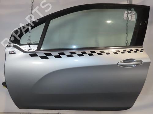 Left front door PEUGEOT 208 I (CA_, CC_) 1.2 VTI 82 | BP26876782C2