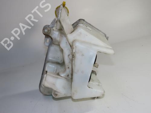 Windscreen washer tank TOYOTA YARIS (_P13_) 1.4 D (NLP130_, NLP130) | BP30980277C113