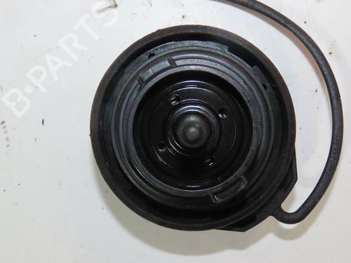 Used Fuel flap VW SCIROCCO III (137, 138) 2.0 TDI (150 hp) 28485426