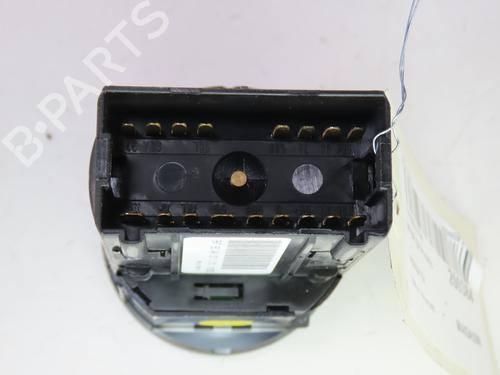 Comutador luzes AUDI A4 B6 Avant (8E5) 1.9 TDI (116 hp) 17738986
