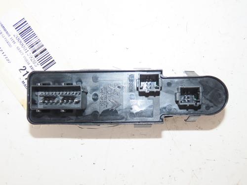 Used Left front window switch Left front window switch CITROËN C3 Picasso (SH_) 1.6 HDI 90 (92 hp) 35747006 35747006