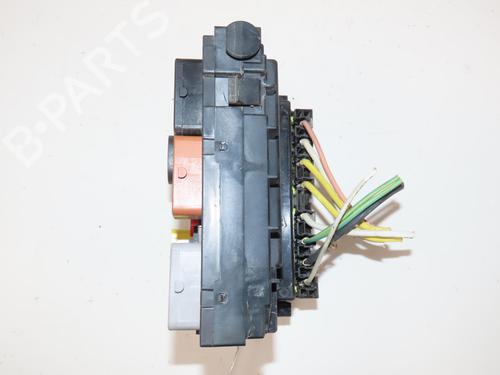 Used Fuse box Fuse box CITROËN BERLINGO Box Body/MPV (B9) 1.6 HDi 90 16V (90 hp) 33297811 33297811