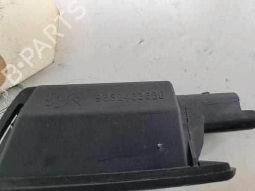 Nummerpladelys PEUGEOT 5008 II (MC_, MJ_, MR_, M4_) 1.6 BlueHDi 120 (MCBHZH, MCBHZW) (120 hp) 14900365