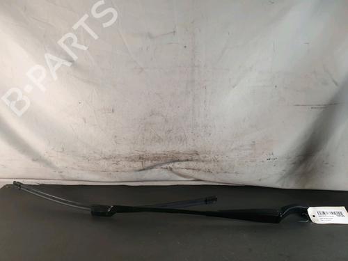 Used Front windshield wiper arm OPEL ASTRA K Sports Tourer (B16) 1.6 CDTi (35) (136 hp) 15746071