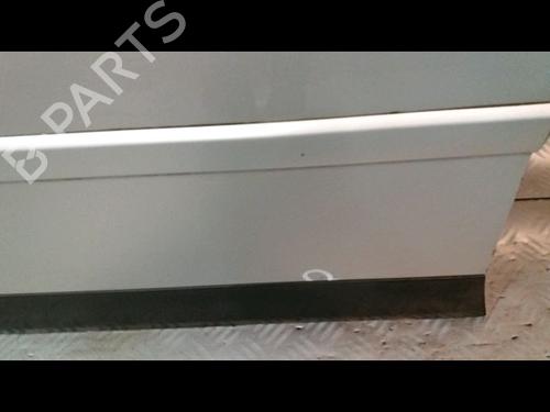 Used Left front door AUDI A4 B7 (8EC) 1.9 TDI (116 hp) 9008594