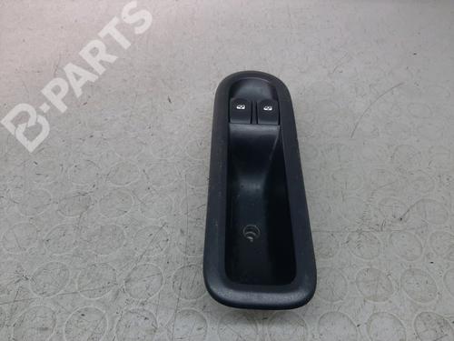 Used Left front window switch RENAULT CLIO III (BR0/1, CR0/1) 1.5 dCi (C/BR0G, C/BR1G) (68 hp) 9013159