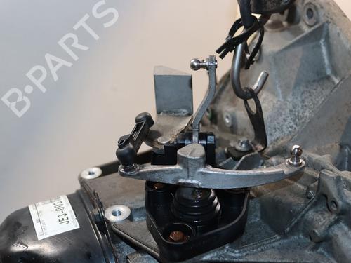Used Gearbox RENAULT TWINGO III (BCM_, BCA_) 0.9 TCe 90 (BCM9, BCM2) (90 hp) 30447802