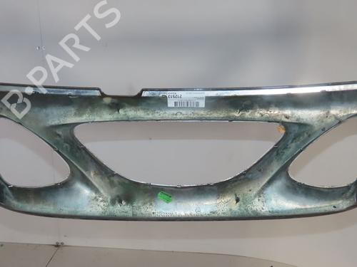 Used Grille NISSAN TERRANO II (R20) 2.7 TDi 4WD (125 hp) 29155858