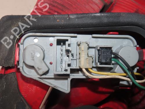 Used Right taillight Right taillight TOYOTA YARIS (_P9_) 1.4 D-4D (NLP90_, NLP90R) (90 hp) 40438783 40438783
