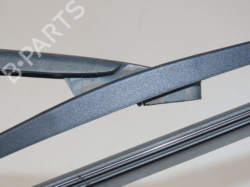 Used Rear windshield wiper arm Rear windshield wiper arm 39454248 39454248