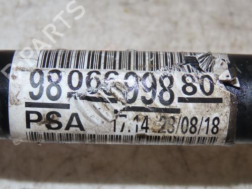 Used Right front driveshaft Right front driveshaft PEUGEOT 3008 II SUV (MC_, MR_, MJ_, M4_) 1.2 THP/ PureTech 130 (MRHNSM, MRHNSU, MRHNSJ, MRHNYW,... (131 hp) 24487066 24487066