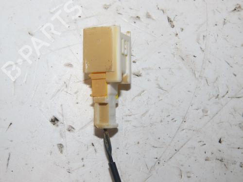 Used Seat buckle Seat buckle FIAT 500e (332_) Elektro (FA1) (95 hp) 40204975 40204975